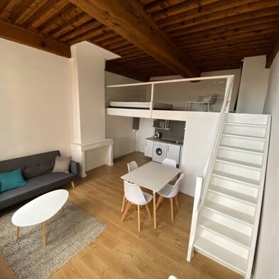 Appartement 1 pièces 820 €