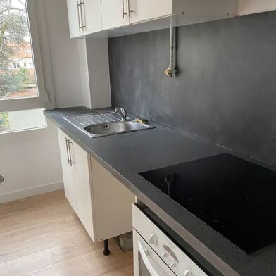 Appartement 3 pièces 1350 €