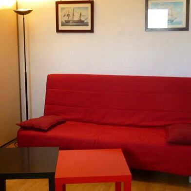 Appartement 1 pièces 880 €