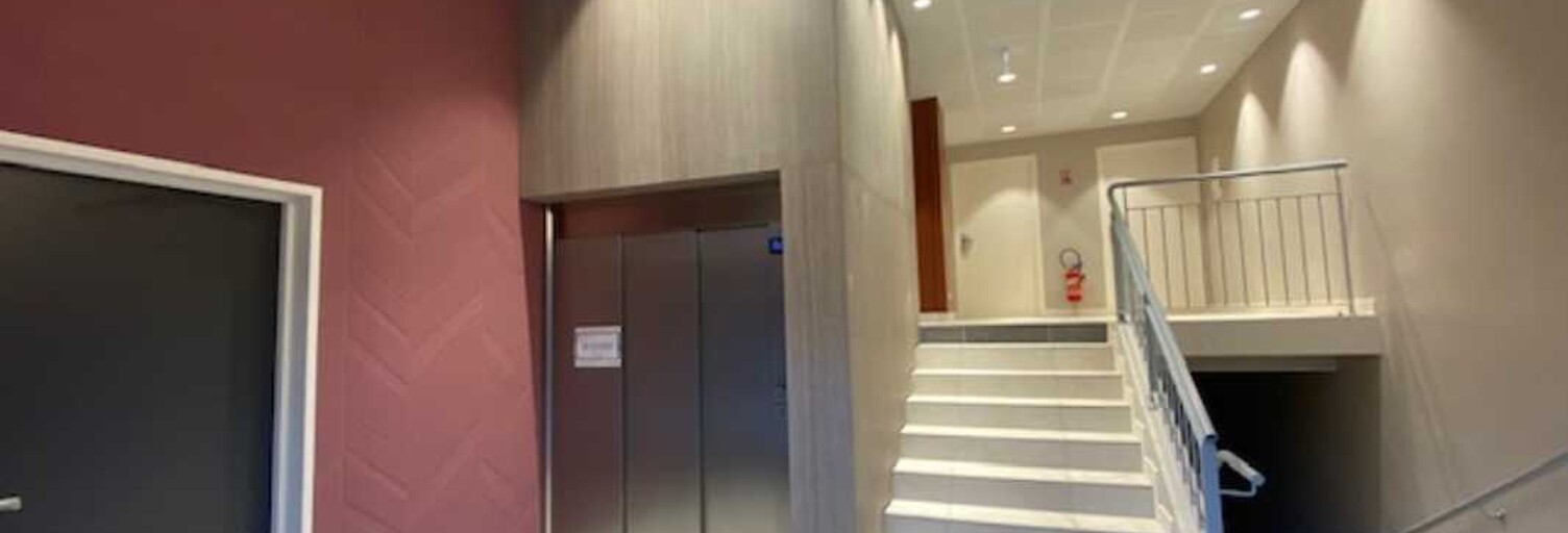 Bureau  350 m² à louer à Brest (29200)