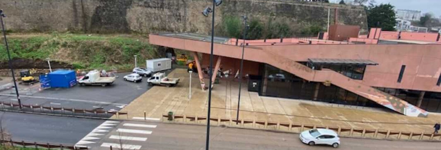 Commerce  268 m² à louer à Brest (29200)