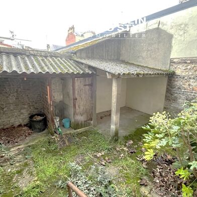 Immeuble  128000 €