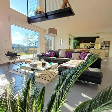 Maison 5 pièces 434600 €