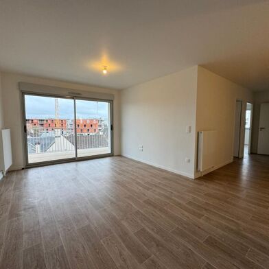 Appartement 3 pièces 840 €