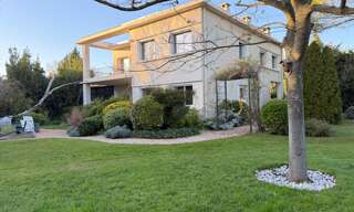 Maison 7 Pièces 196 m² à vendre à Avignon (84000)