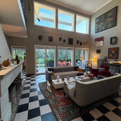 Maison 7 pièces 599000 €