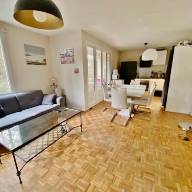 Appartement 4 pièces 220000 €