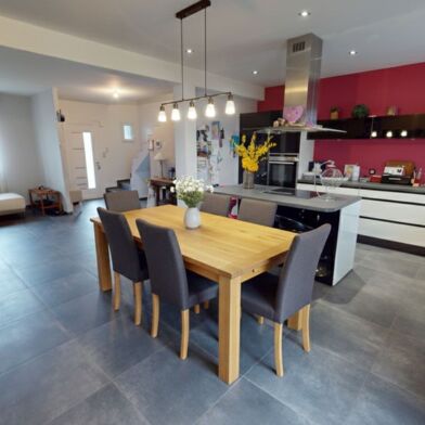 Maison 6 pièces 299000 €