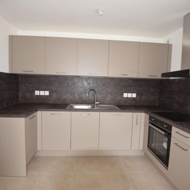 Appartement 3 pièces 1180 €