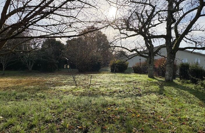 Targon : Charme de la pierre et potentiel 5 pièces 232m2, 4 chambres — photo 5