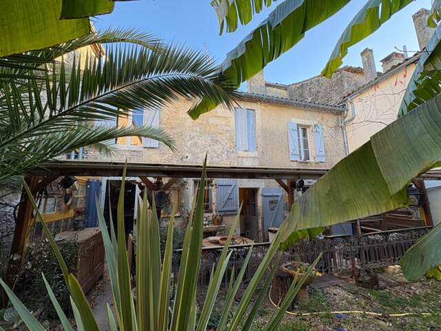 Maison de village. Beau potentiel & charme, 4 chambres aux portes de la Gironde — photo du bien
