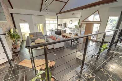 Maison 9 pièces 349000 €