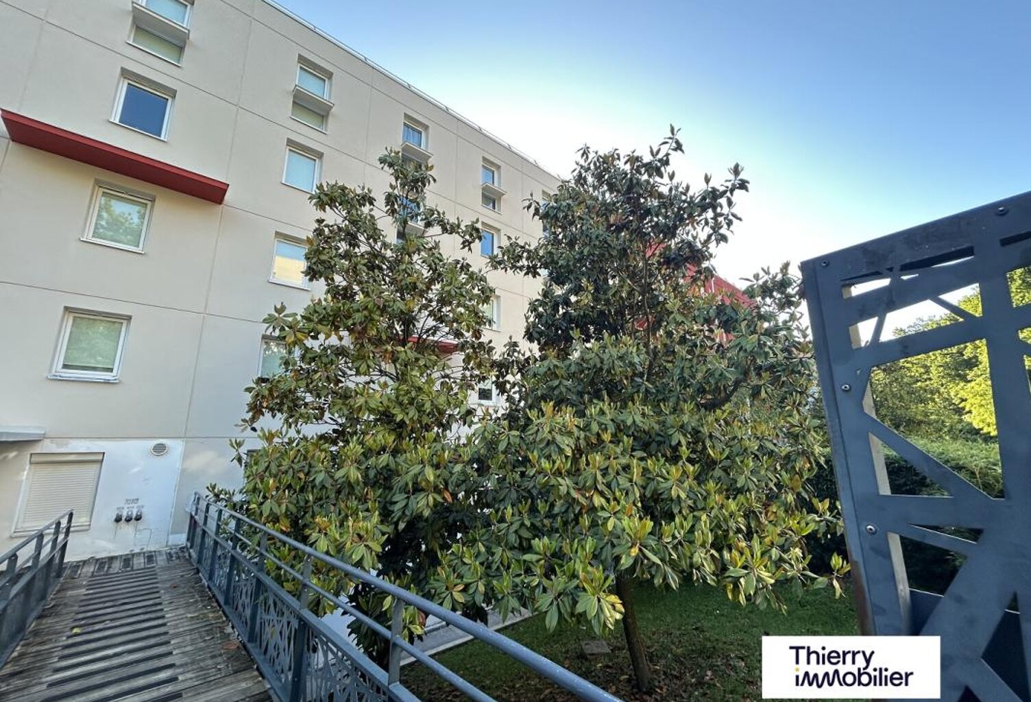 SPÉCIAL INVESTISSEUR ? STUDIO VENDU LOUÉ AVEC LOCATAIRE EN PLACE — photo 1