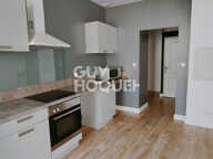 Appartement / Maison de ville - type 4 - cour + garage - CARPENTRAS CV — photo 4