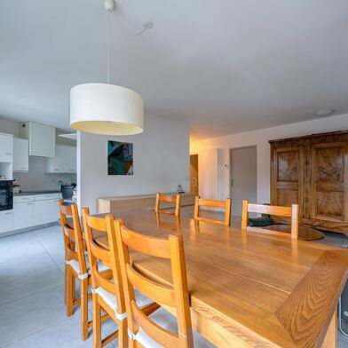 Appartement 4 pièces 285000 €