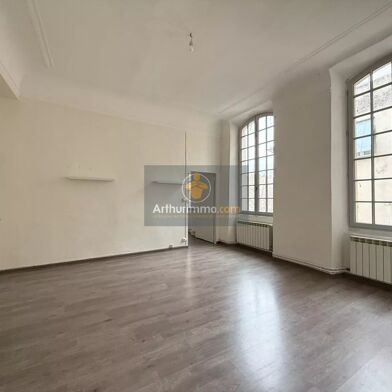 Appartement 3 pièces 580 €
