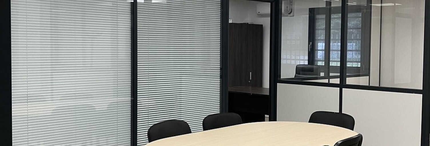 Bureau 5 Pièces 85 m² à louer à Vénissieux (69200)