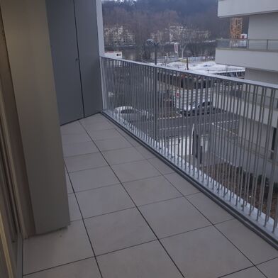 Appartement 2 pièces 783 €