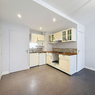 Appartement 2 pièces 670 €