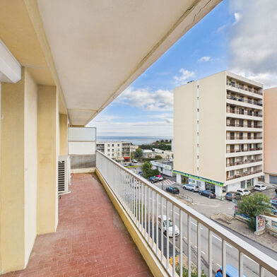 Appartement 3 pièces 800 €