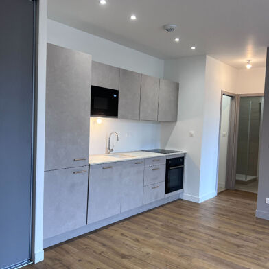 Appartement 2 pièces 732 €