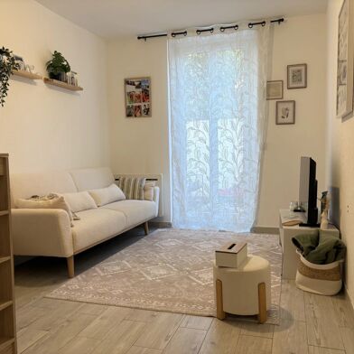 Appartement 3 pièces 980 €