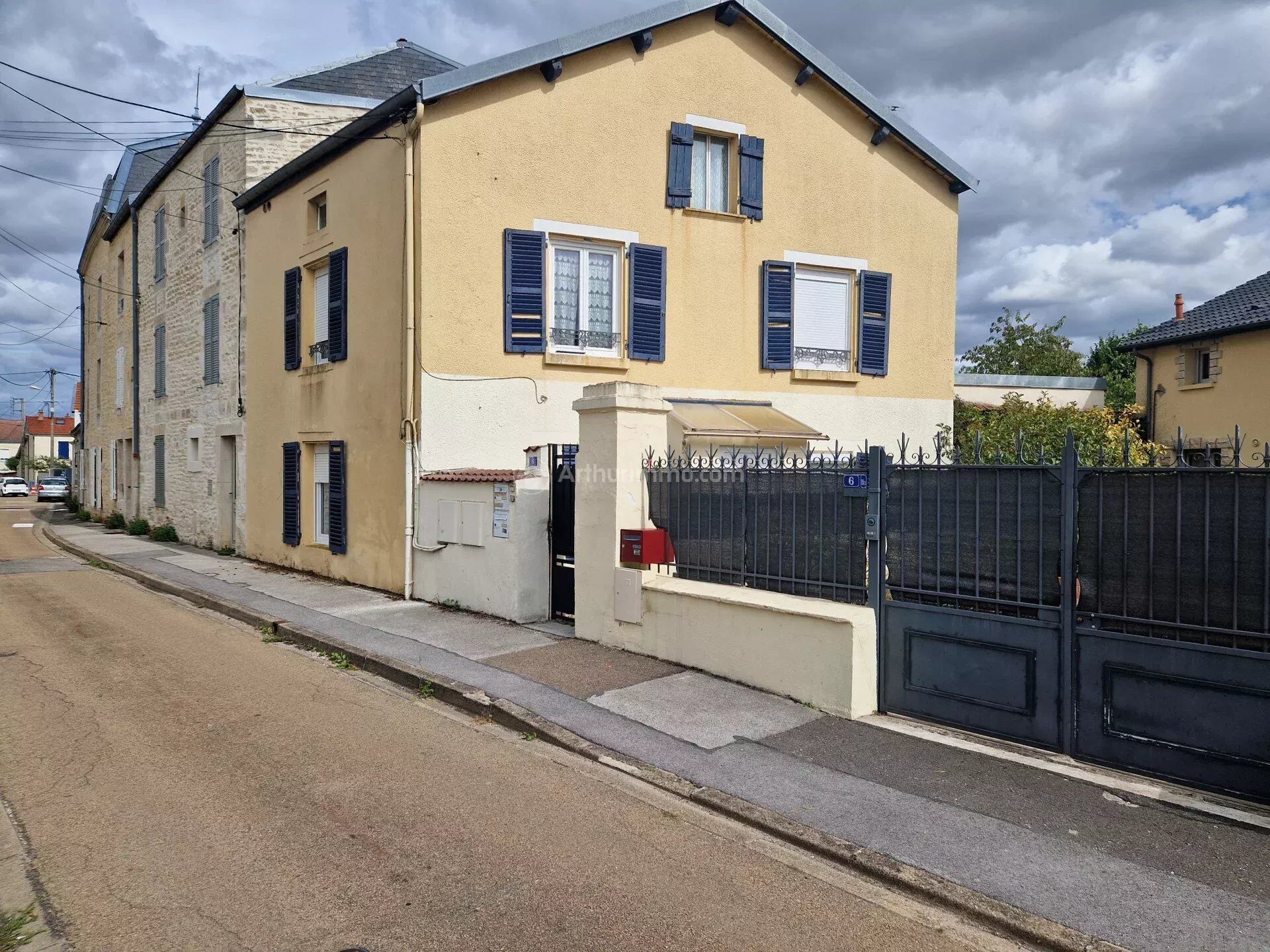 Immeuble 4 pièces 64 m² · à Chaumont · 64 m² · 114 000 €