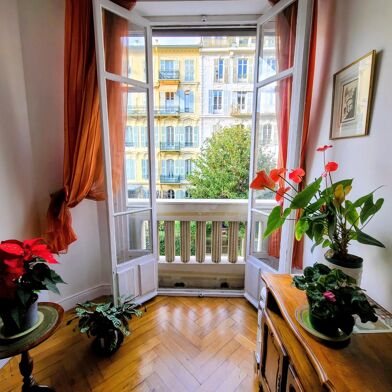 Appartement 3 pièces 335000 €