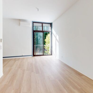 Appartement 1 pièces 540 €