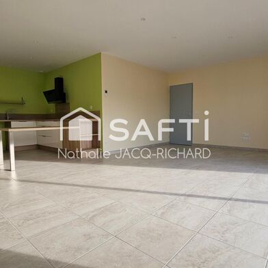 Maison 4 pièces 293300 €