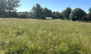 Terrain  1636 m² à vendre à Saint-Martin-de-Saint-Maixent (79400)