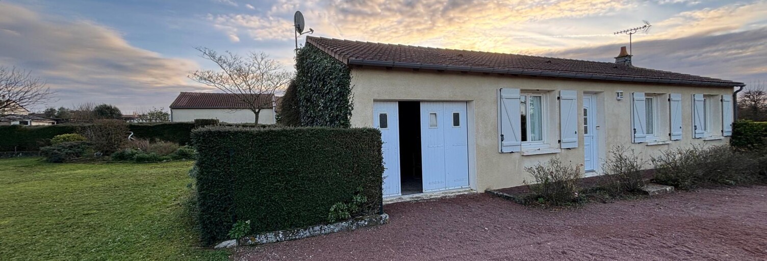 Maison 5 Pièces 82 m² à vendre à La Foye-Monjault (79360)