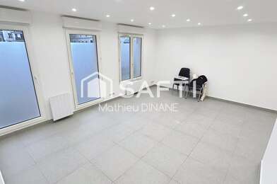 Bureau 2 pièces 875 €