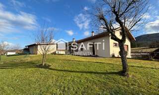 Immeuble  148 m² à vendre à Groissiat (01100)