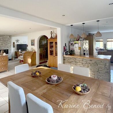 Maison 8 pièces 584000 €