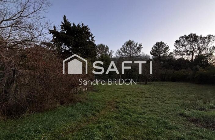 villa avec grand jardin de 7300 m² — photo 2