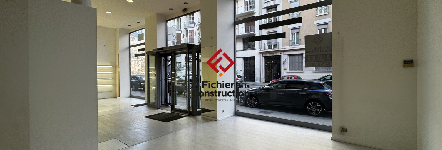 Commerce  187 m² à louer à Grenoble (38000)