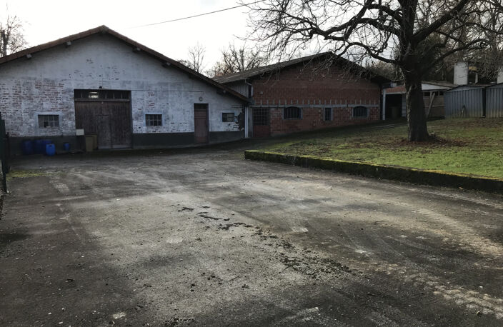 Bâtiments industriels ou de stockage d'une surface de 464 m2 — photo 3