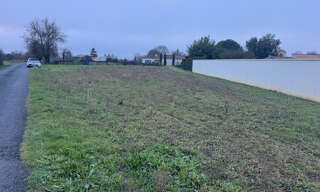 Terrain  1083 m² à vendre à Saint-Martin-Lars-en-Sainte-Hermine (85210)