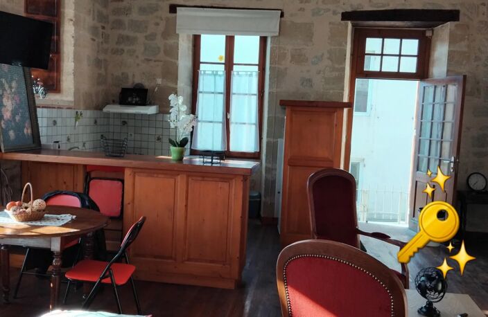 COUP DE CŒUR ABSOLU – MAISON-TOUR MÉDIÉVALE D’EXCEPTION — photo 3