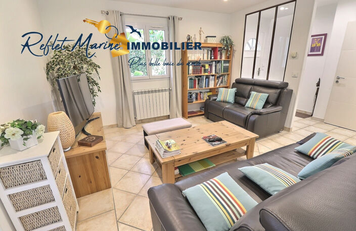 Saint Cyr Sur Mer : Au calme Maison T5 proche mer et village — photo 4