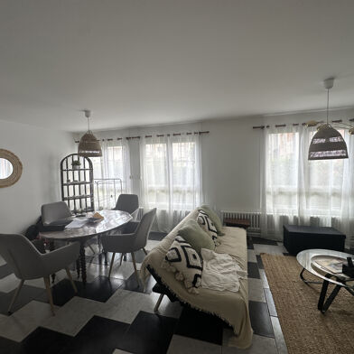 Appartement 4 pièces 500 €