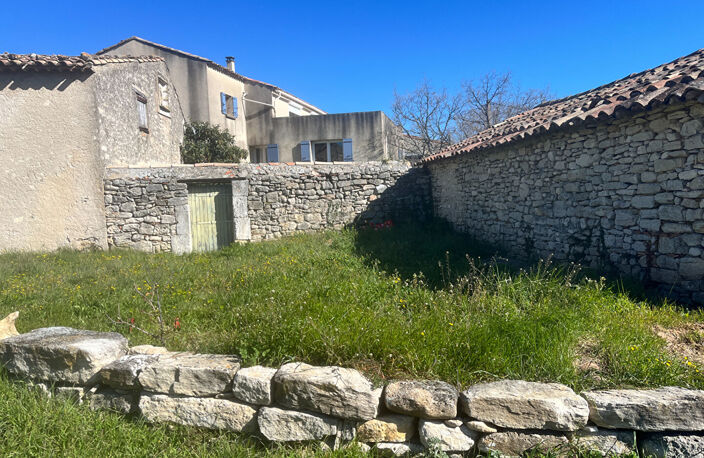 Propriété de 235m2 7p avec une remise de 150m2 et deux garages  de 40m2 — photo 2