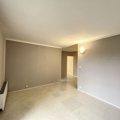 Appartement 2 pièces 590 €