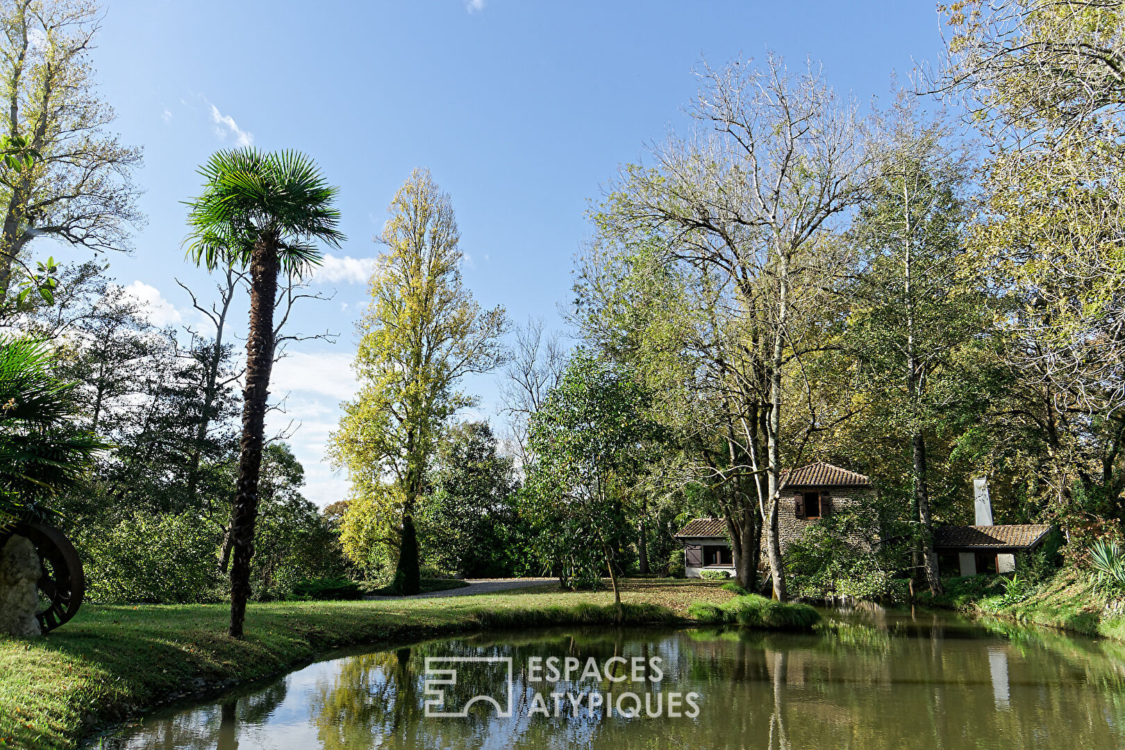 Villa / Maison  T7 à vendre Lacadée 64300