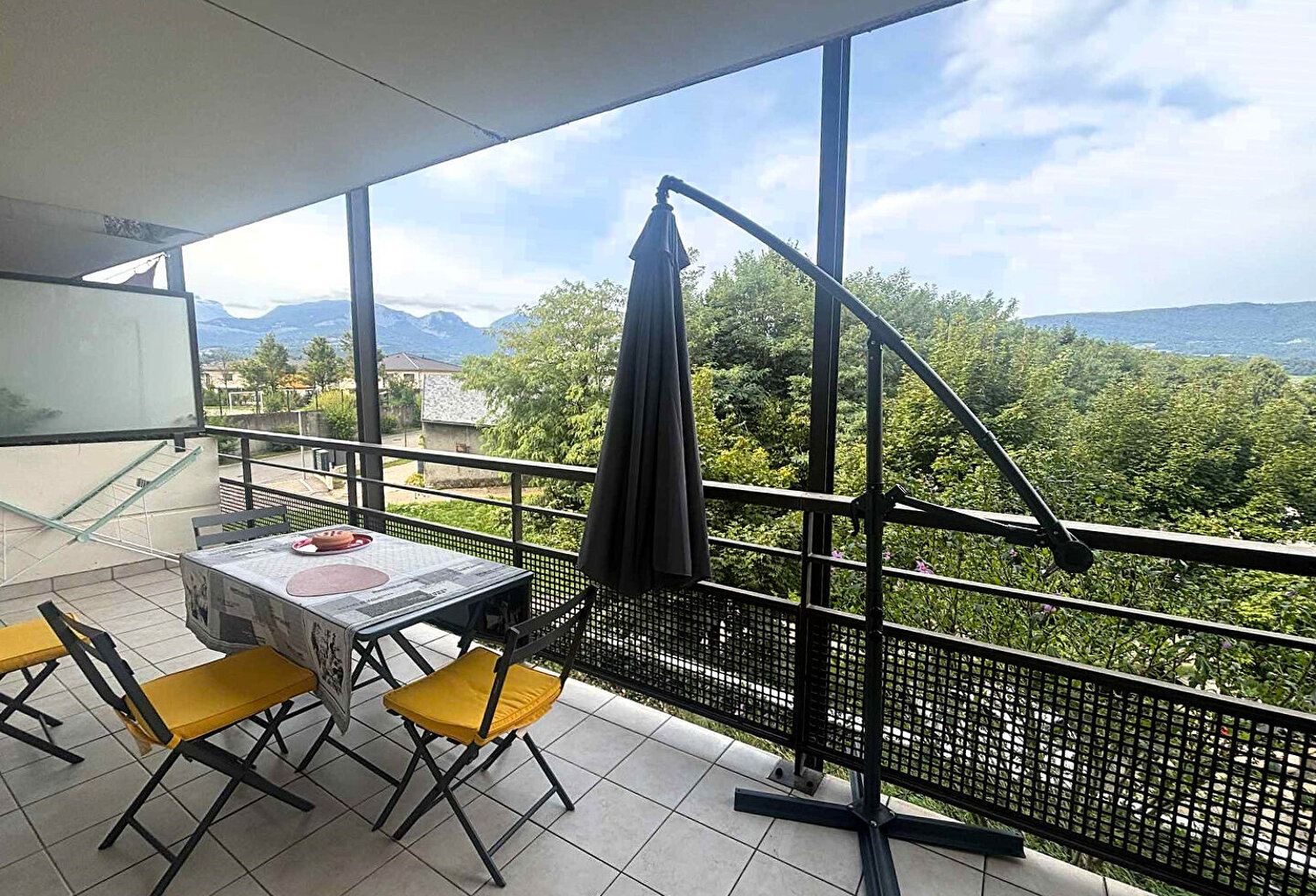 Appartement lumineux de 2 pièces avec terrasse et garage — photo 1