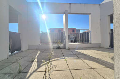 Appartement 4 pièces 883 €