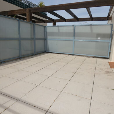 Appartement 4 pièces 982 €