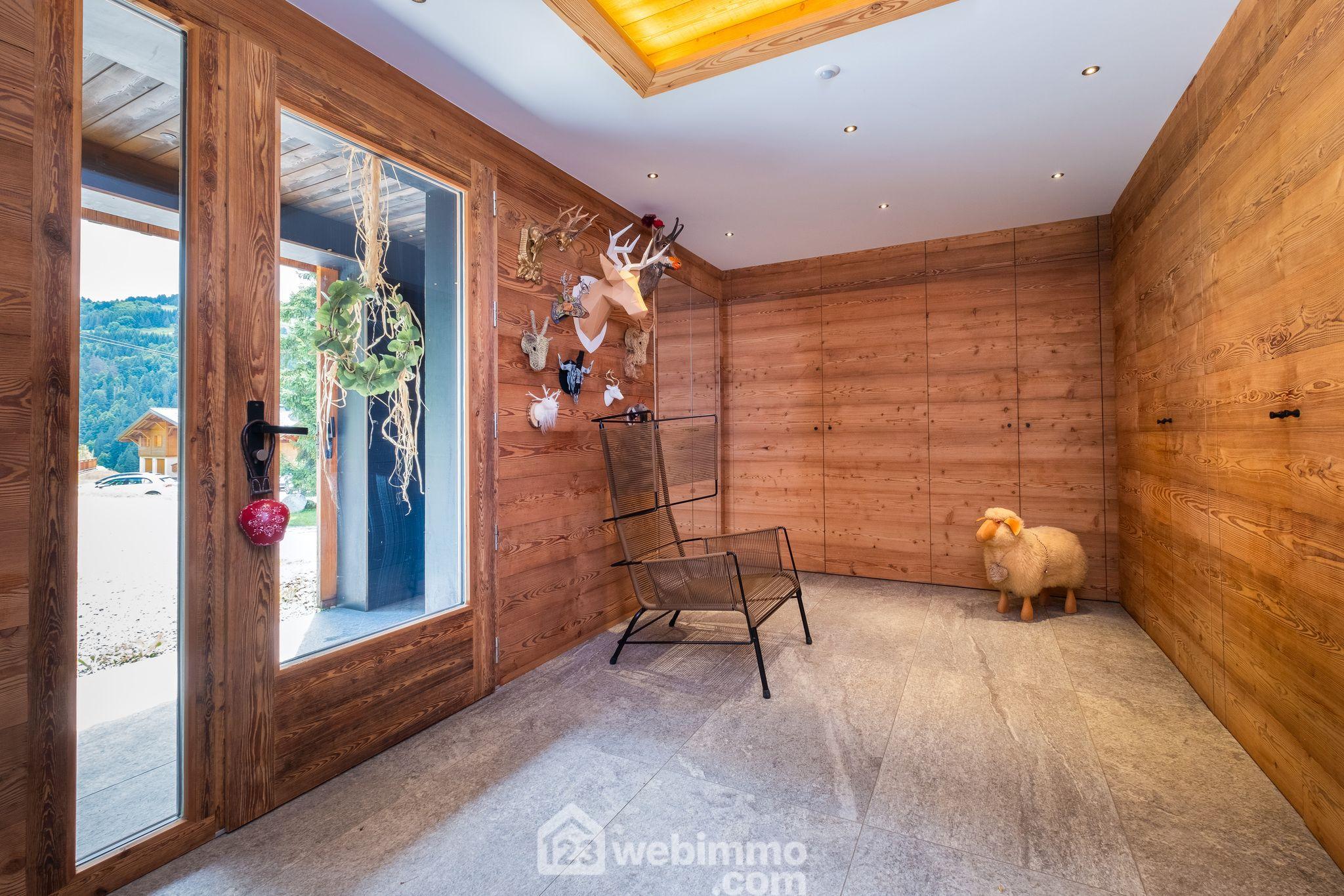 Photo Chalet - 150m² - Notre-Dame-de-Bellecombe image 2/4