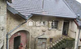 Immeuble  330 m² à vendre à Lavigny (39210)